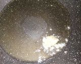 A picture of step 2 of Masala cheese macaroni.