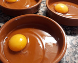 Foto del paso 2 de la receta: Cazuela de huevo y chorizo
