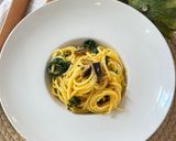 Foto del paso 5 de la receta Espaguetis con salsa calabaza, espinacas y setas shitake