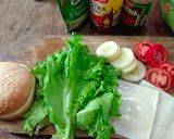 Foto langkah ke 5 dari resep Chicken Cheese Burger (Patty homemade) 🍔.