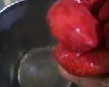 A picture of step 1 of Strawberry juice 🥤.