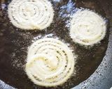 A picture of step 7 of Urad Dal Jalebi.