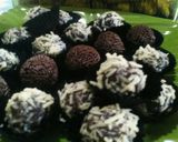 Foto langkah ke 3 dari resep Bola-bola coklat.
