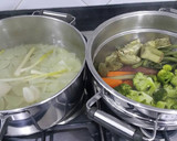 Foto del paso 3 de la receta: Cena ligera - verduras al vapor con jamón crujiente