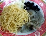 รูปขั้นตอนการทำที่ 3 ของ สปาเก็ตตี้กุ้งมะกอกดำ