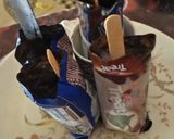 A picture of step 3 of Oreo Biscuit Ice Cream.