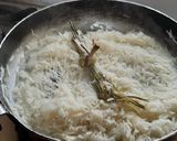 A picture of step 5 of Thai green rice.