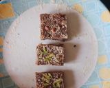 A picture of step 5 of Kutchi Adadiya paak.