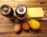 Une image de l'étape 1 de Sauce Hollandaise.