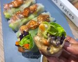 Foto langkah ke 4 dari resep Vietnamese Summer Rolls.