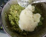 A picture of step 2 of Tuvar / Lilva  kachori.