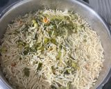 A picture of step 8 of Simple vegetable pulao.