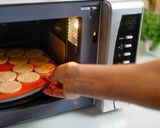Foto del paso 4 de la receta: Chips sabor pizza 🍕| Veggie Snacks - Lékué