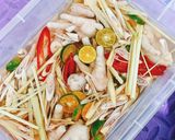Hình bước làm 5 của món Chân gà ngâm sả tắc