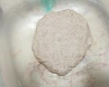 A picture of step 3 of Lachha Paratha.