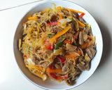 Foto langkah ke 4 dari resep Japchae (Tumis Soun ala Korea).
