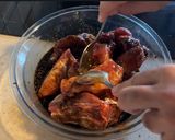 Foto del paso 4 de la receta: Costillas de cerdo en adobo oriental