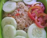 Foto langkah ke 5 dari resep Nasi Goreng Ayam Sembunyi.
