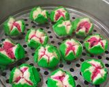 Foto langkah ke 10 dari resep Bolu Kukus Mekar.