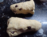 Foto del paso 6 de la receta: Pancitos de maíz con pasas de uva