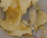 A picture of step 3 of Gordon Ramsey's Christmas Turkey.