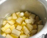 A picture of step 1 of Banana Stem Do Pyaza.