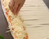 A picture of step 4 of Paneer stuffed ring bread.