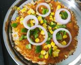 भाखरी पिज़्ज़ा (bhakri pizza recipe in Hindi) रेसिपी चरण 2 फोटो