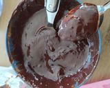 Une image de l'étape 1 de Chocolats aux pétales de maïs et beurre de cacahuètes.