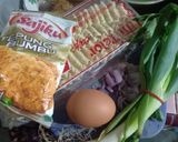 Foto langkah ke 1 dari resep Bola bola mie.