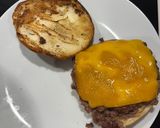 Foto del paso 7 de la receta Smash Burger con Plátano y Bacon Caramelizado