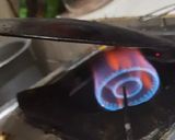 A picture of step 4 of Tandoori Roti.