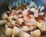 Foto del paso 2 de la receta: Arroz de Pescado, almejas y verduras
