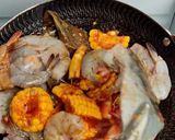 Foto langkah ke 5 dari resep Udang saus padang.