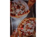صورة لخطوة 9 من وصفة بيتزا بالسجق 🍕