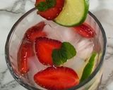 Foto langkah ke 3 dari resep Es Nata de Coco Strawberry Mommylicious.