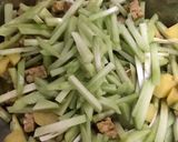 Foto langkah ke 4 dari resep Lodeh Kentang Manisa.