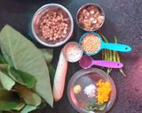 अळूचं गरगटं (alucha gargata recipe in marathi) रेसिपी स्टेप 1 फोटो