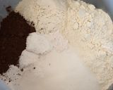 A picture of step 1 of Sponge chocolate cake.