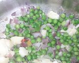 वेजिटेबल पोहा (vegetable poha recipe in Hindi) रेसिपी चरण 2 फोटो