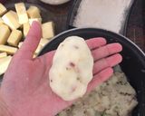 Foto del paso 3 de la receta: Croquetas de papas rellenas de mozzarella!!!