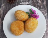 Foto langkah ke 7 dari resep Roti Goreng Sosis Bolognese.