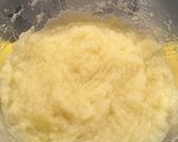 Foto del paso 2 de la receta: Bondiola de cerdo a la mostaza con puré de manzana y puré de papas