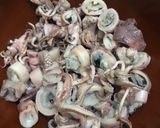 Foto langkah ke 1 dari resep [199] Tumis Cumi Asin Simpel.