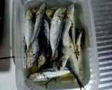 Foto langkah ke 1 dari resep Ikan Asin Sambal Goreng.