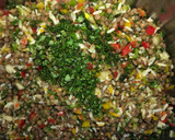 Foto del paso 4 de la receta: Ensalada de lentejas baby