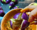 રીંગણ ના રવૈયા (Stuffed Brinjal Recipe In Gujarati) રેસીપી સ્ટેપ3ફોટો
