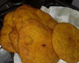 Foto del paso 4 de la receta: Tortas fritas de zapallo!!