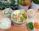 Foto langkah ke 12 dari resep Soto Ayam Lamongan dengan Koya.