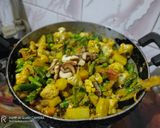 রেস্টুরেন্টে স্টাইলে মিক্সড ভেজ(restaurant style mixed veg recipe in Bengali) রেসিপি ধাপ - 4 ছবি